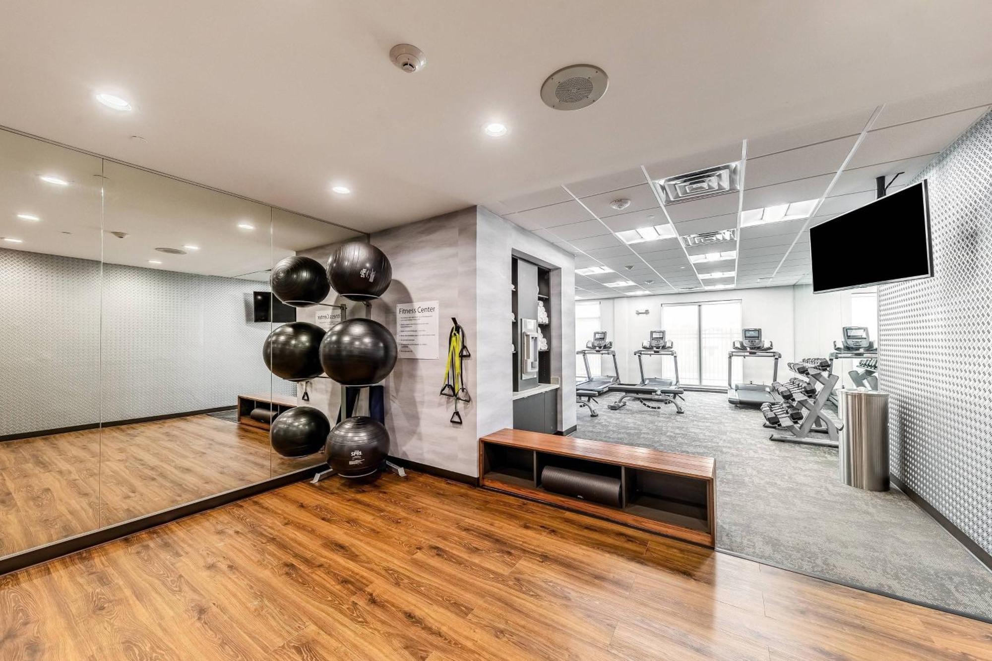 Fairfield Inn & Suites By Marriott Gainesville I-35 מראה חיצוני תמונה